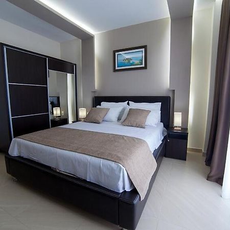 Hotel Zan Улцин Екстериор снимка