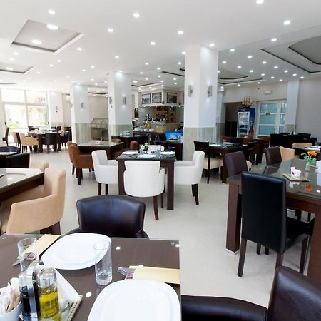 Hotel Zan Улцин Екстериор снимка