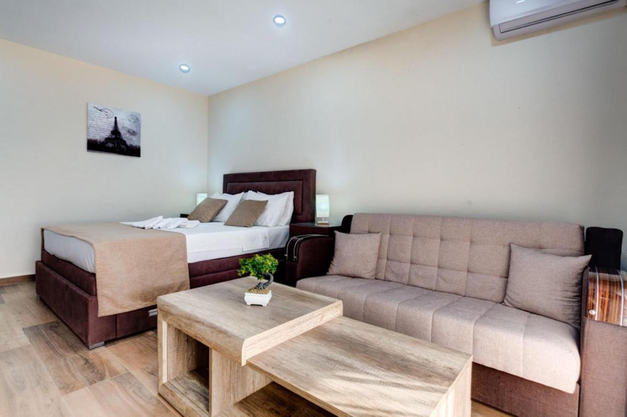 Hotel Zan Улцин Екстериор снимка