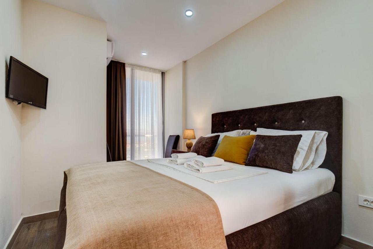 Hotel Zan Улцин Екстериор снимка