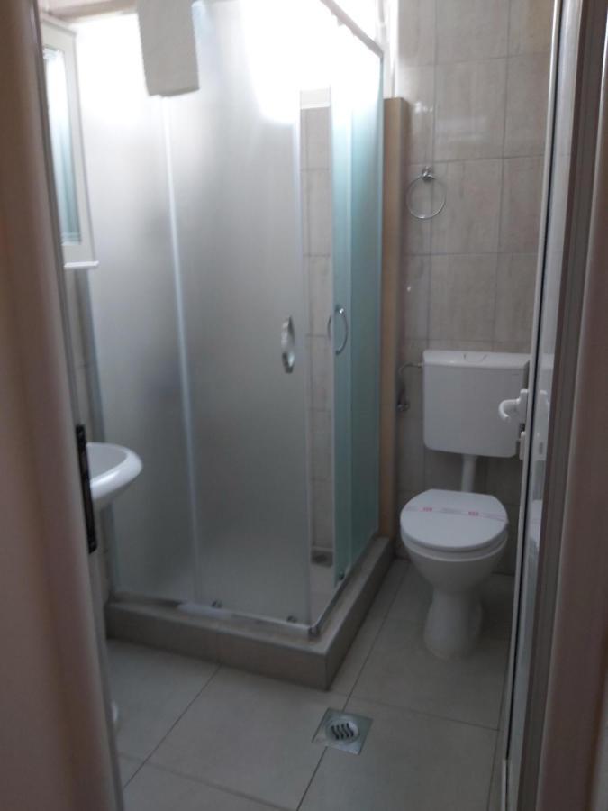 Hotel Zan Улцин Екстериор снимка