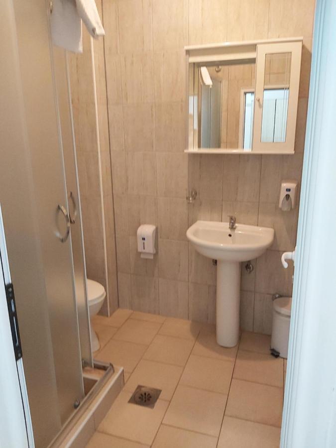 Hotel Zan Улцин Екстериор снимка