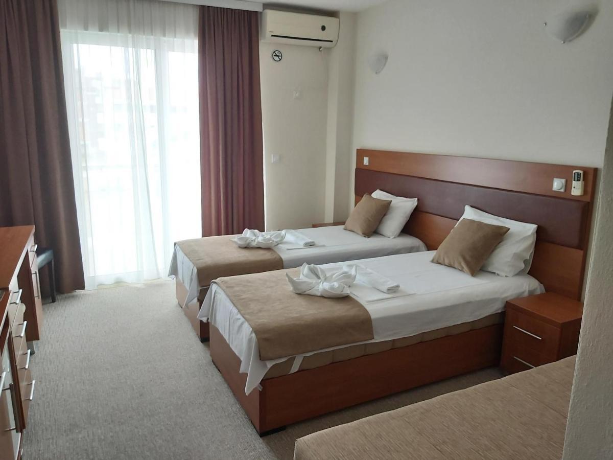Hotel Zan Улцин Екстериор снимка