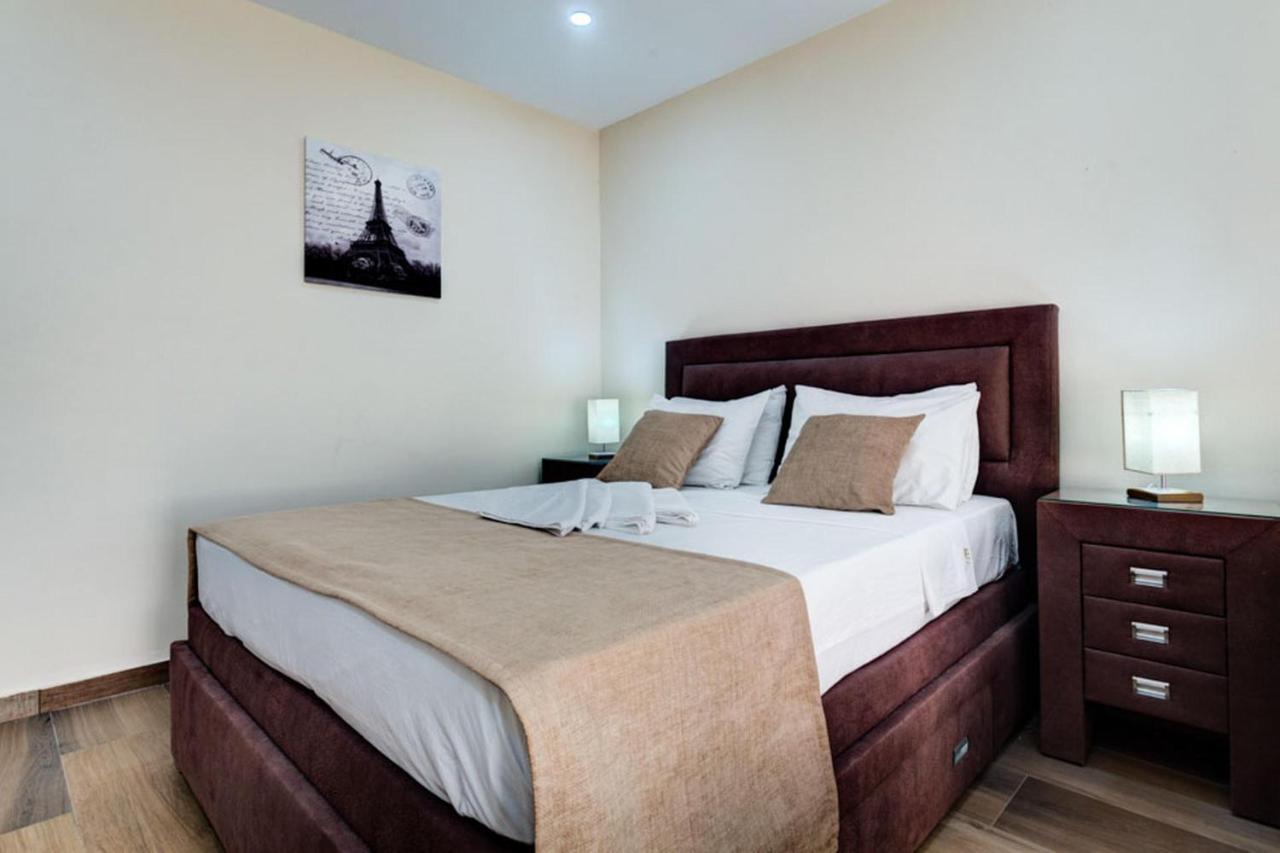 Hotel Zan Улцин Екстериор снимка