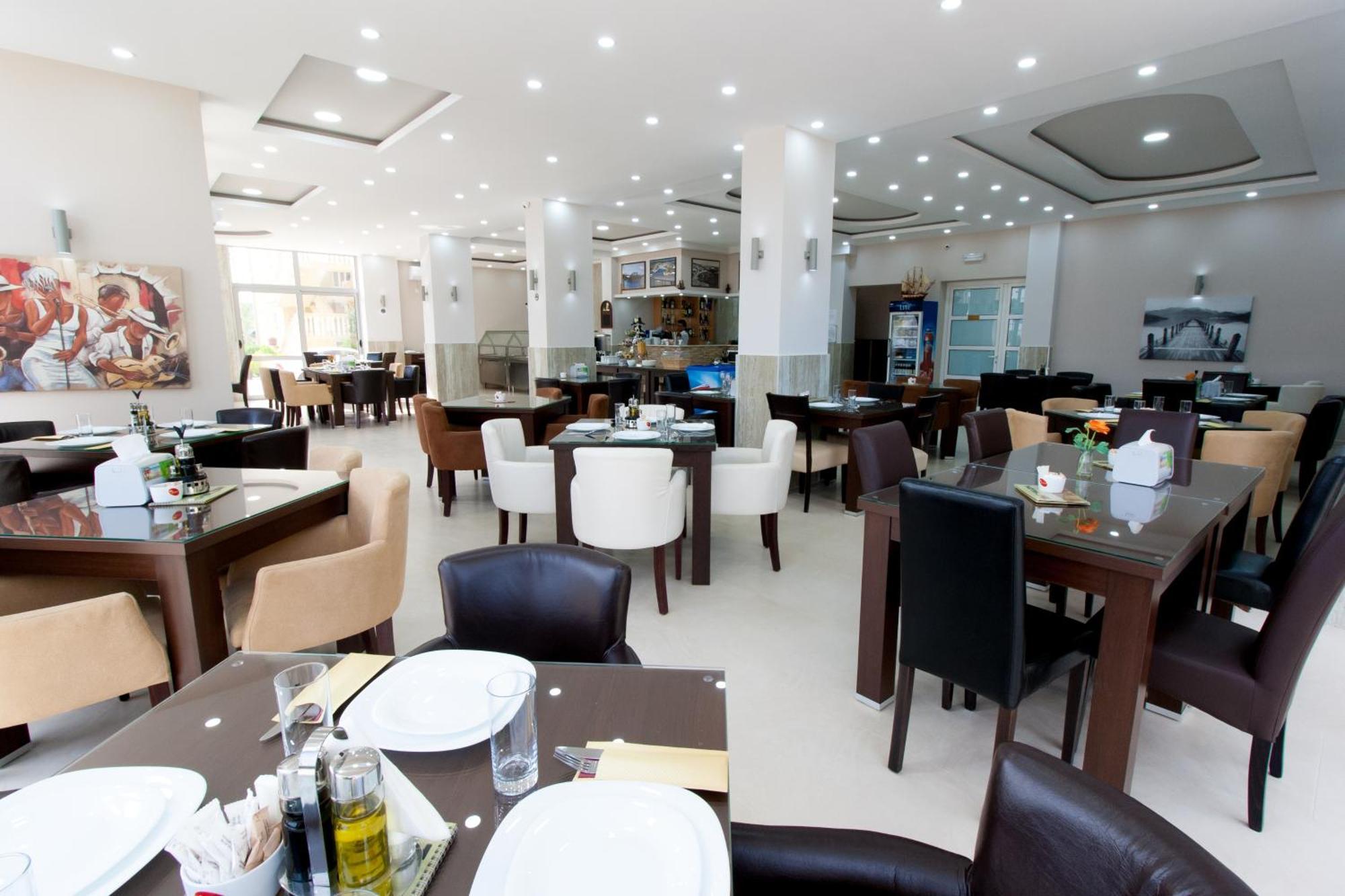 Hotel Zan Улцин Екстериор снимка
