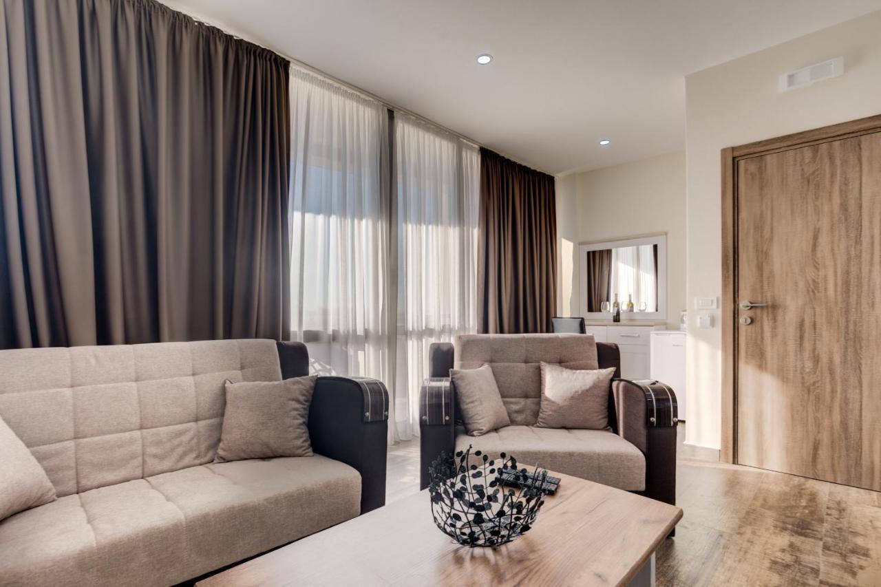 Hotel Zan Улцин Стая снимка